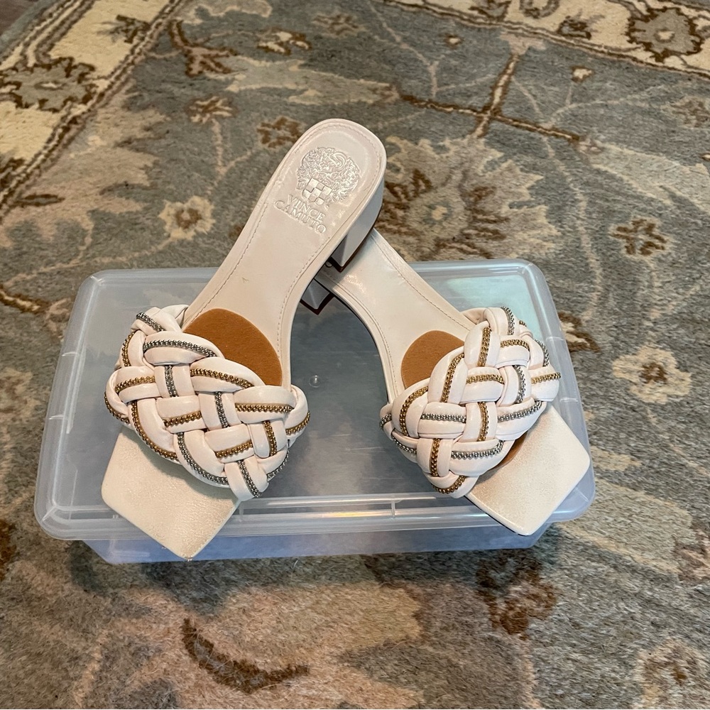 Vince Camuto slide sandals